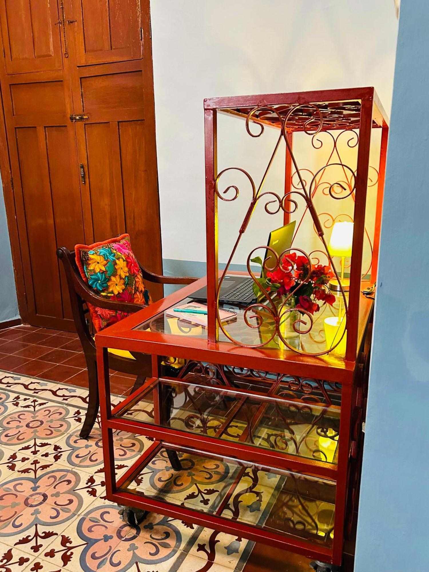 Bed and Breakfast Casa Tres Colibries à Mérida Extérieur photo